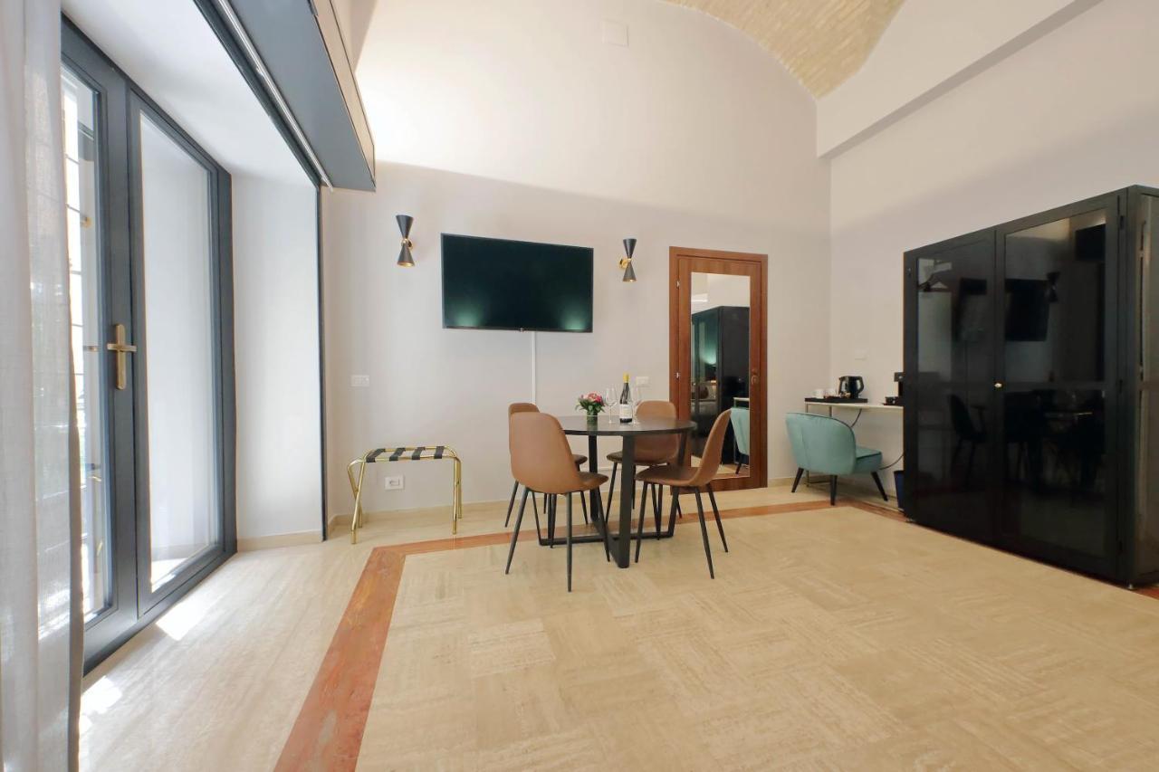Charming Suites Navona Рим Екстер'єр фото